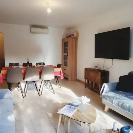 Holiday home Maison 115m² Proche De La Frejus